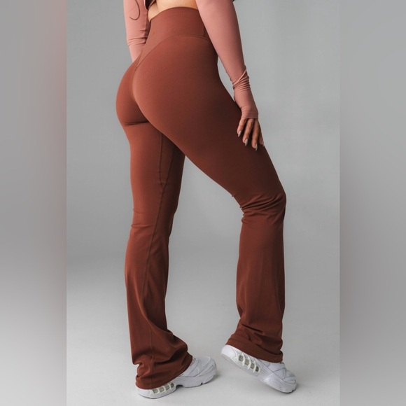 Cloud II Trouser | Vitality Leggings - Picture 8 of 13